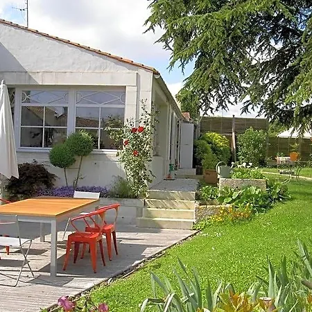 Bed & Breakfast Maison Lepie 3*